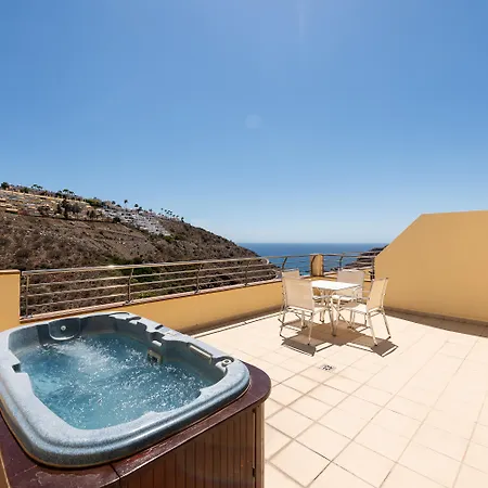 Holiday Club Sol Amadores Aparthotel