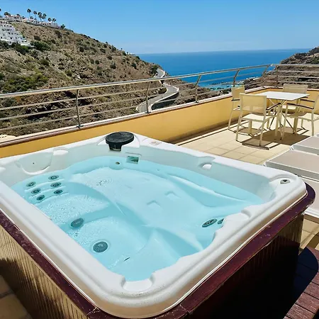 Aparthotel Club Sol Amadores 4*