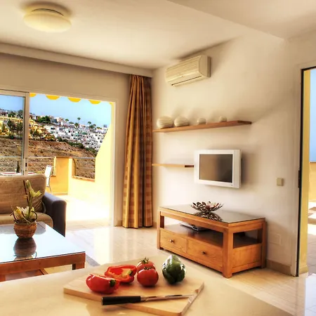 Holiday Club Sol Amadores Aparthotel
